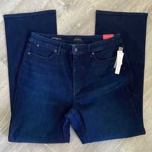 BRAND NEW CURVY BOOTCUT JEANS